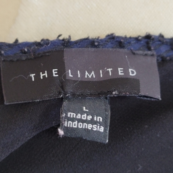 The Limited top - Picture 7 of 7